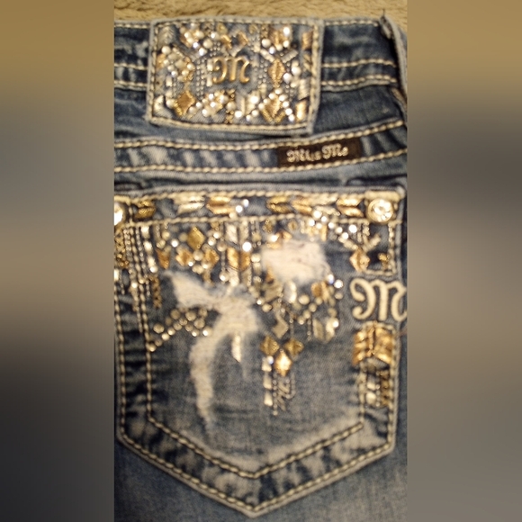 Miss Me Jeans - Picture 1 of 9